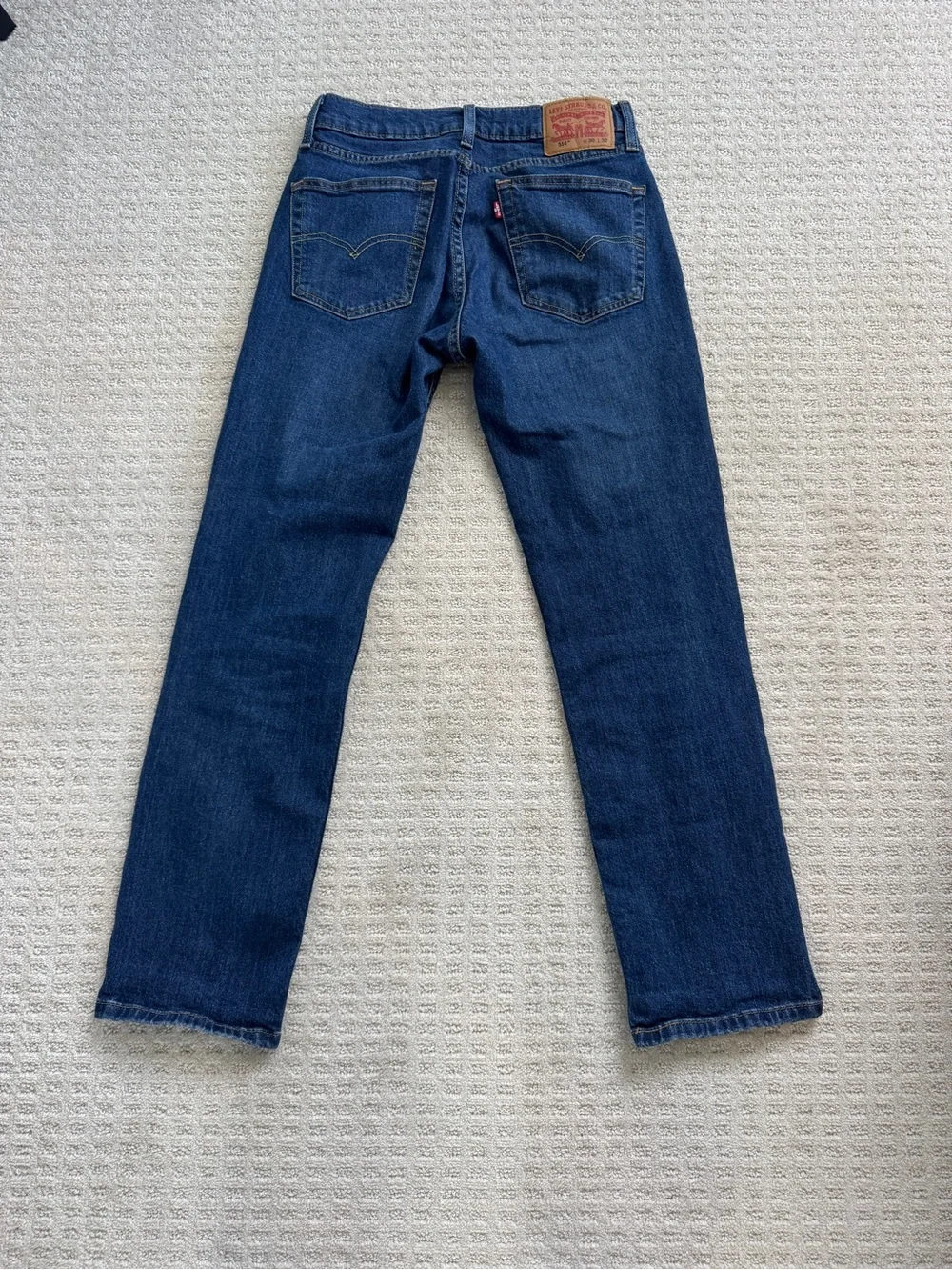 Levis excellent like